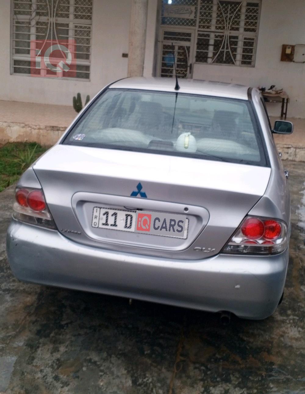 ميتسوبيشي لانسر